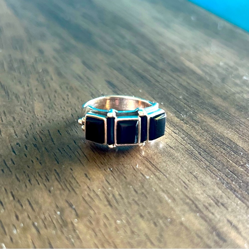 Silver and onyx ring size 9